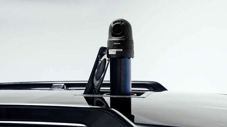 Ghiath Smart Patrol سيارة شرطة دورية غياث الذكية بدبي من