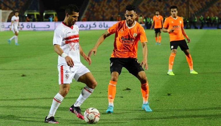 من مباراة الزمالك وفاركو في الدوري المصري