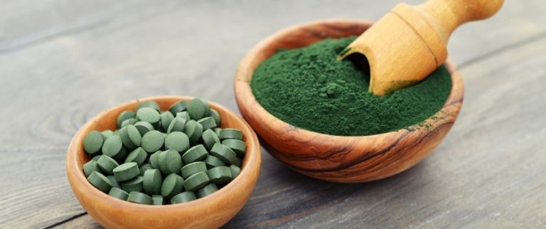 مسحوق طحالب الإسبولينا أضاف قيمة غذائية لمنتج النودلز