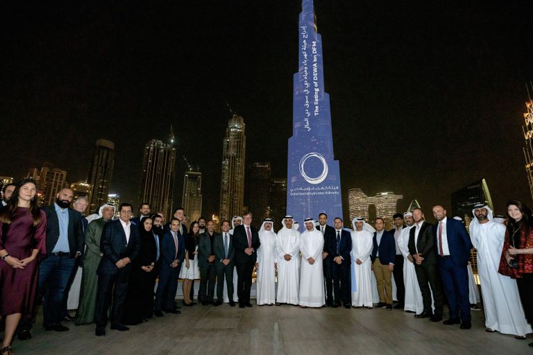 احتفالية بمناسبة تداول أسهم "ديوا" في سوق دبي المالي