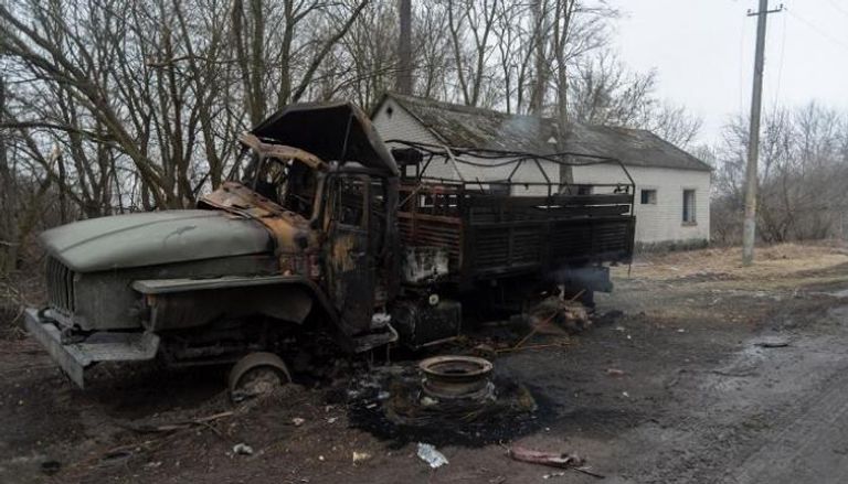 شاحنة روسية مدمرة خلال الحرب في أوكرانيا