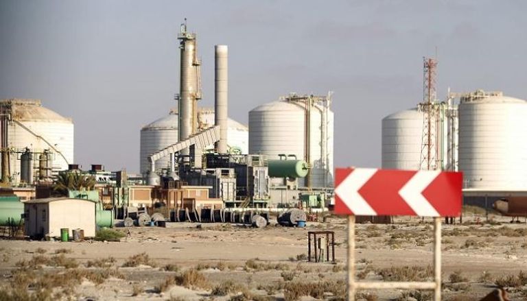 منشأة لتخزين النفط في ليبيا - أرشيفية