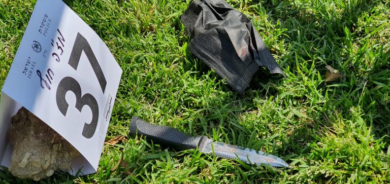 الشرطة تغلق موقع الهجوم