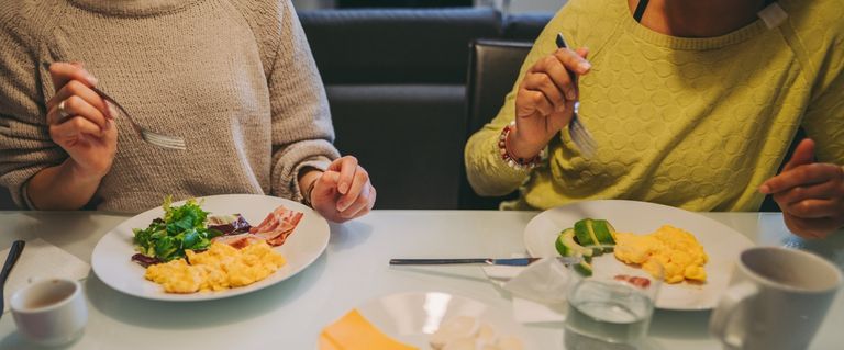 البيض يحافظ على صحة العظام والبشرة والشعر