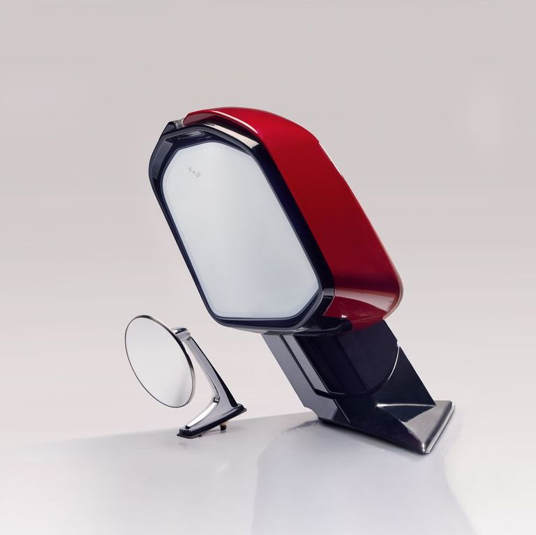 المرايات الجانبية للسيارات