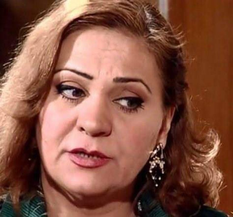 الفنانة العراقية سمر محمد