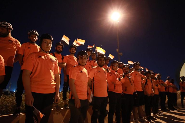 ماراثون للدراجات الهوائية أمام 