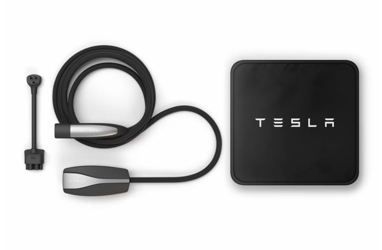 Gen 2 Mobile Connector Bundle تسلا - أرشيفية