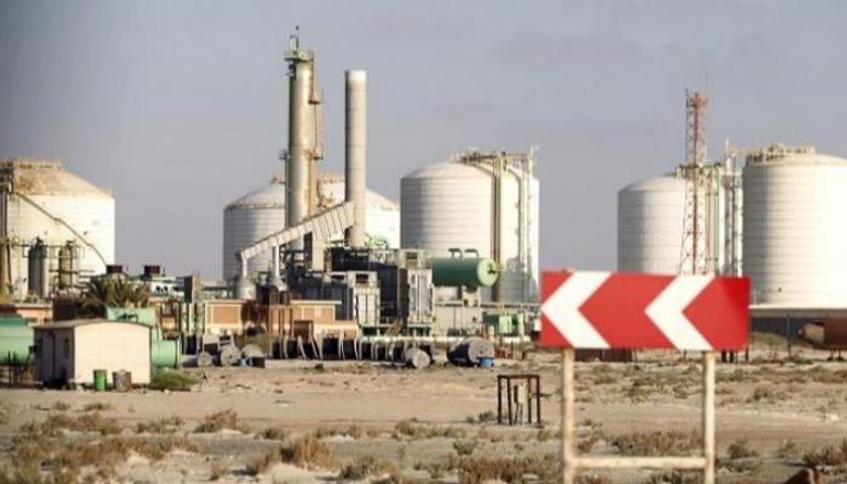 منشأة لتخزين النفط في ليبيا - أرشيفية
