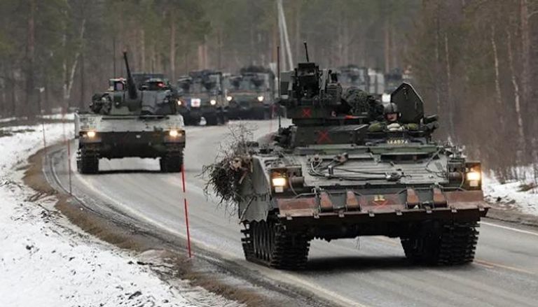 الجيش السويدي يشارك في تمرين عسكري في الدائرة القطبية الشمالية بالنرويج  