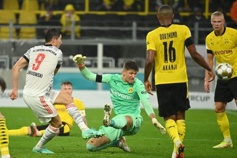 بروسيا دورتموند مانشستر يونايتد وأتلتيكو مدريد