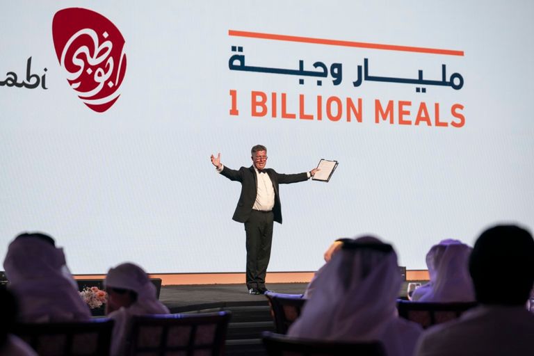 مزاد "أنبل رقم" يحقق رقما قياسيا