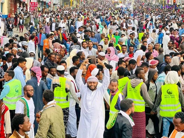 جانب من الإفطارات الجماعية في إثيوبيا 