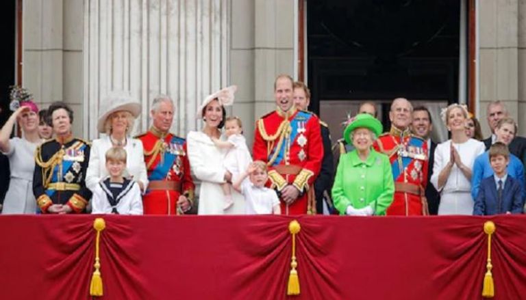الملكة إليزابيث الثانية خلال الاحتفالات بعيد ميلادها (أرشيفية)