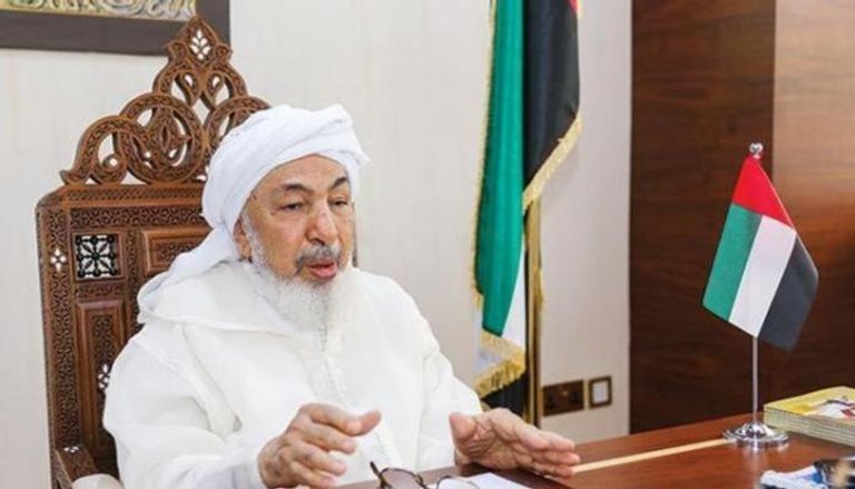 الشيخ عبدالله بن بيه رئيس مجلس الإمارات للإفتاء الشرعي