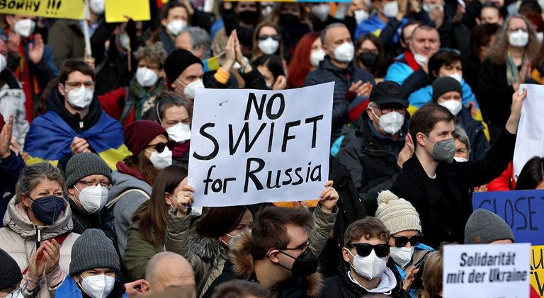 العملة الصينية