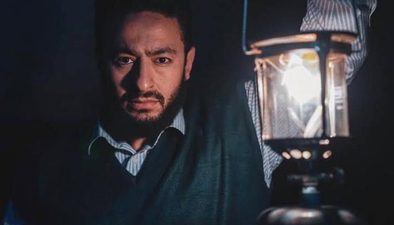 الممثل المصري حمادة هلال في مشهد من مسلسل "المداح 2"