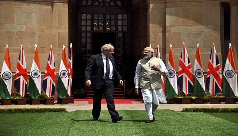 رئيس الوزراء الهندي ونظيره البريطاني خلال اللقاء اليوم