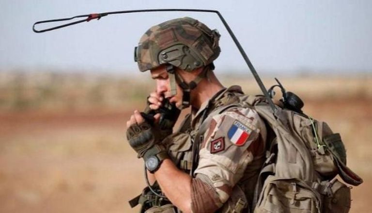 جندي فرنسي من قوات بلاده في مالي