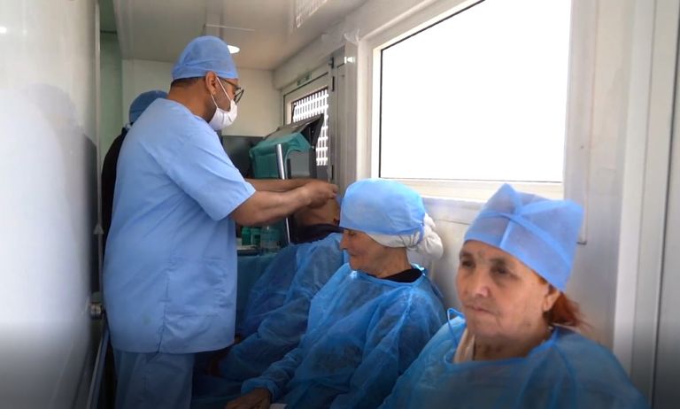 الهلال الأحمر الإماراتي يواصل مكافحة أمراض العيون بالمغرب- أرشيفية