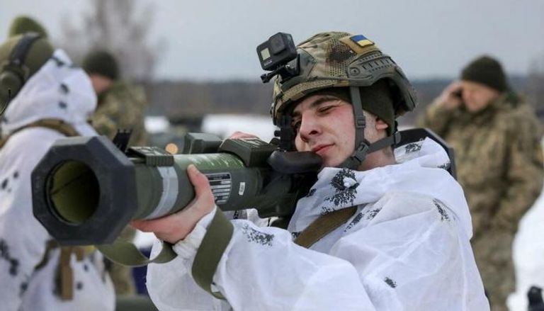 الأسلحة الغربية تتدفق على أوكرانيا لمواجهة روسيا