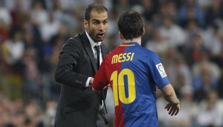 بيب جوارديولا مع ميسي في إحدى مواجهات برشلونة ضد ريال مدريد