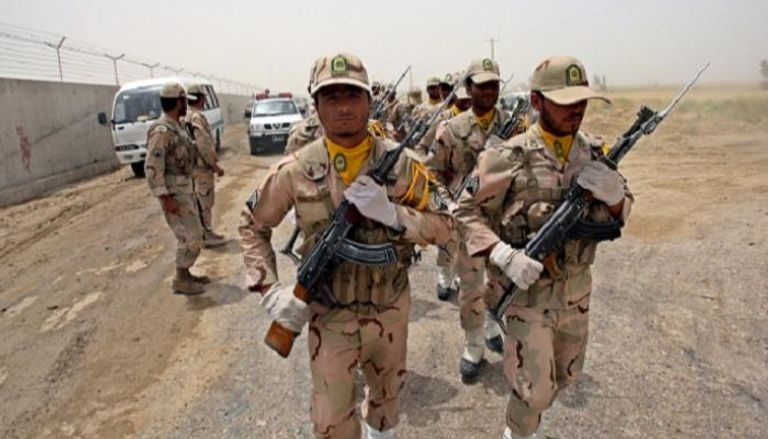 تعزيزات إيرانية عسكرية عند حدودها مع أفغانستان