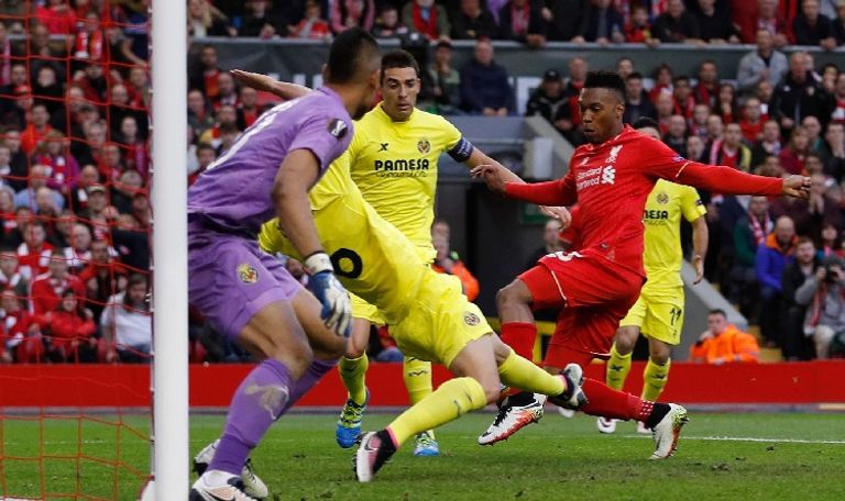 ليفربول وفياريال كلوب يعبر عن فرحته بتجاوز فياريال في 2016