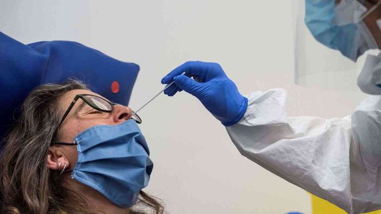 اختبارات فيروس كورونا