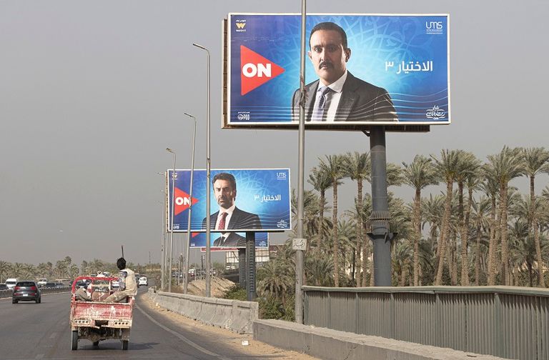 أبطال مسلسل الاختيار3 في لوحات إعلانية بالقاهرة