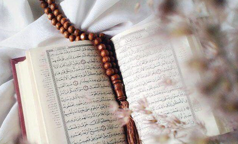 يغتنم المسلمون ليلة القدر للتقرب من الله -أرشيفية