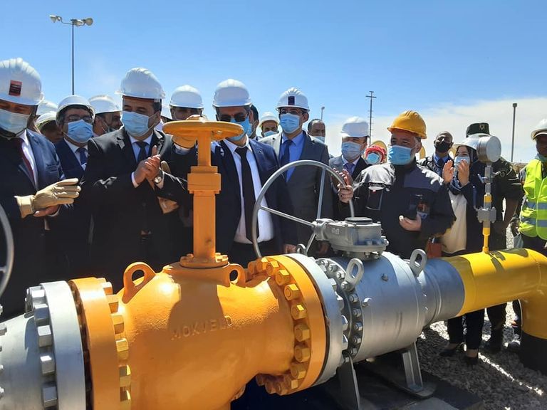 أنبوب الغاز الذي ينقل الغاز الجزائري إلى إسبانيا لقاء سابق بين الرئيس الجزائري ورئيس الوزراء الإسباني - أرشيفية