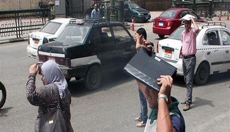 توقعات بأجواء حارة خلال عيد الفطر في مصر