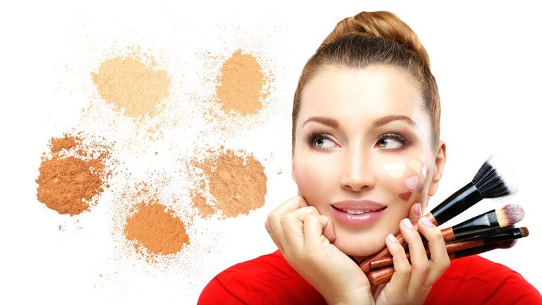 بحيل مكياج بسيطة يمكنكِ إخفاء عيوب الوجه وإبراز ملامحه