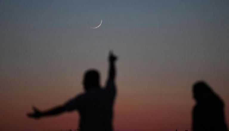 الحسابات الفلكية تشير لاكتمال عدة شهر رمضان