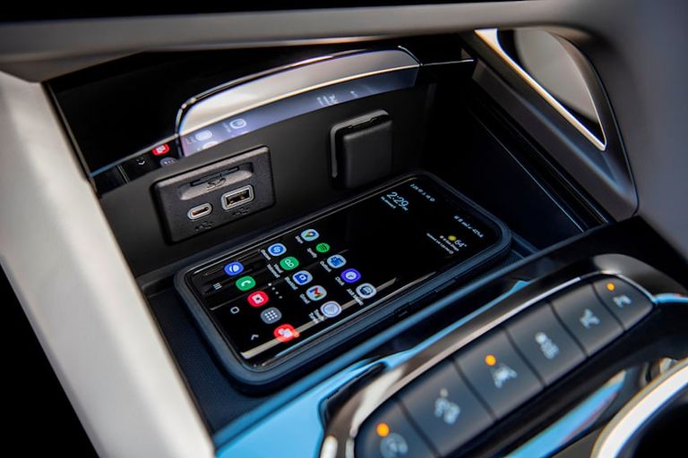 الشاحن اللاسلكي للهاتف الإطارات الاحتياطية