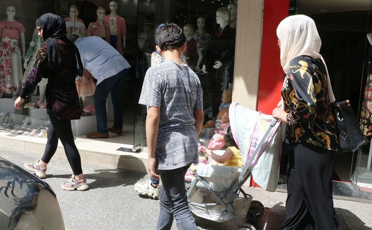 سوق بربور في بيروت.