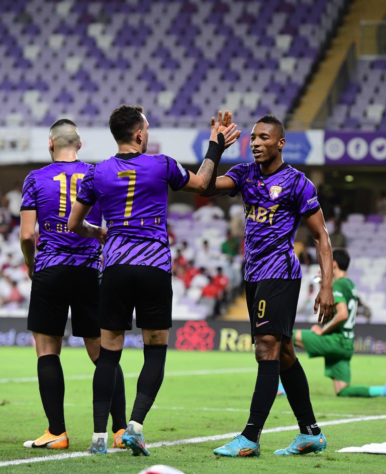 لابا كودجو مع العين