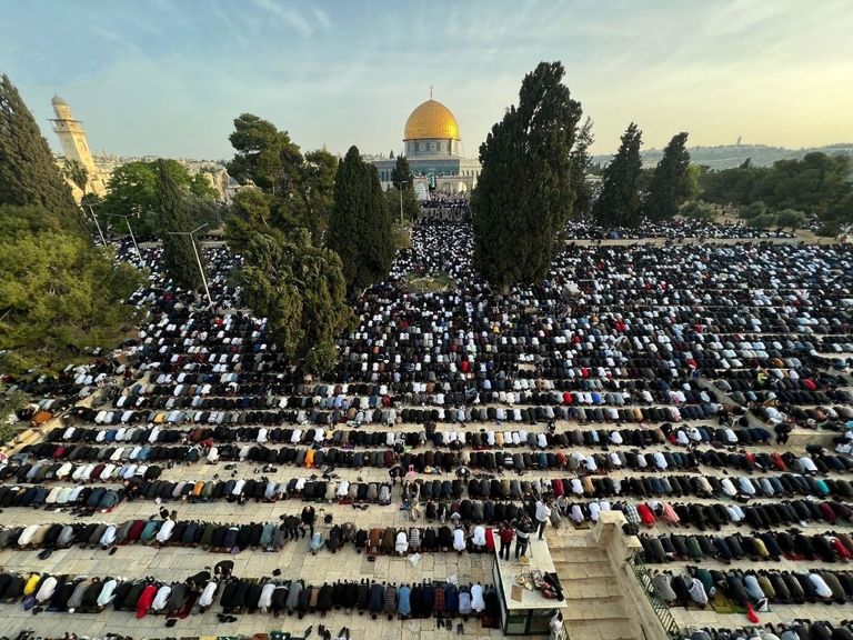 صلاة العيد من الجامع الأزهر في مصر