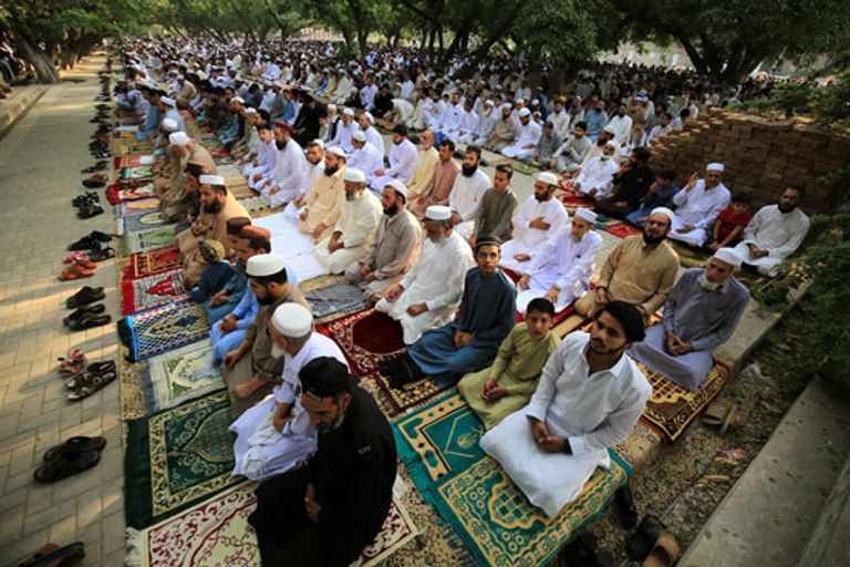 صلاة العيد من الجامع الأزهر في مصر