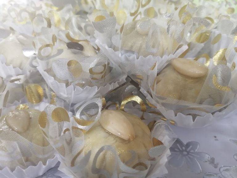 محل لصناعة الحلويات التقليدية والتورتات شرقي الجزائر منتج لمحل متخصص في صناعة الحلويات التقليدية والتورتات شرقي الجزائر