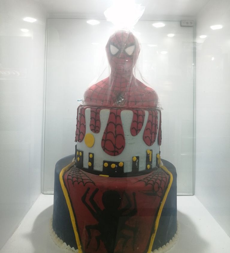 محل لصناعة الحلويات التقليدية والتورتات شرقي الجزائر منتج لمحل متخصص في صناعة الحلويات التقليدية والتورتات شرقي الجزائر