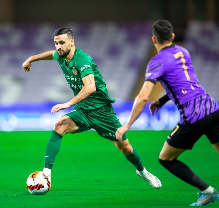 العين وشباب الأهلي - صورة أرشيفية العين وشباب الأهلي - صورة أرشيفية