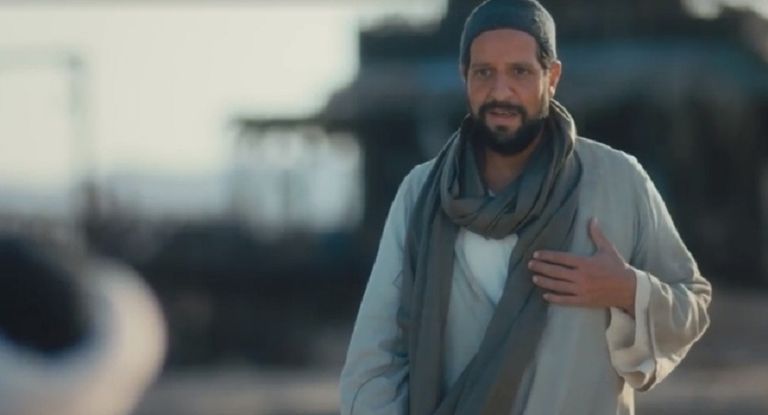 أحمد أمين في مشهد من المسلسل