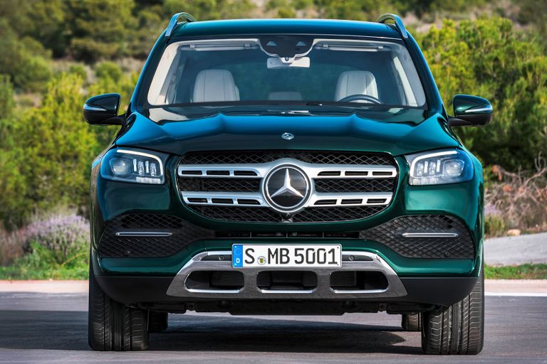 مرسيدس GLS-Class بي إم دبليو X7 ومرسيدس GLS-Class