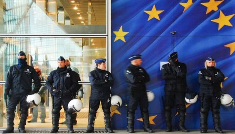 عناصر من وكالة الشرطة الأوروبية (يوروبول)- أرشيفية 