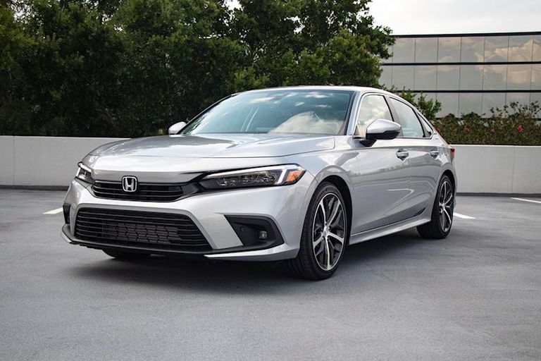 هوندا Civic  نيسان Versa