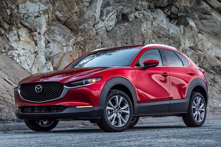 مازدا CX-30  نيسان Versa
