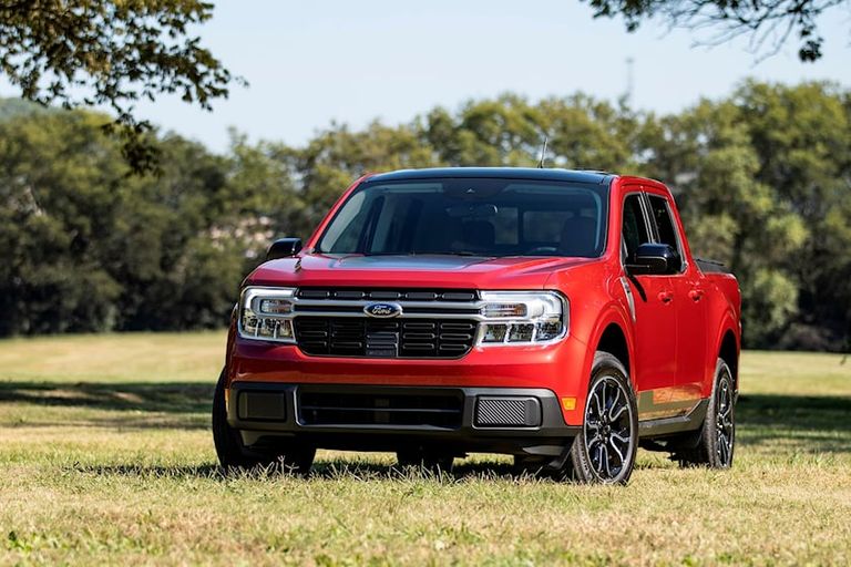 شاحنة فورد مافريك Maverick نيسان Versa