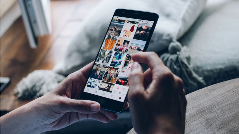 الابتعاد عن وسائل التواصل الاجتماعي يقلل القلق والاكتئاب- أرشيفية